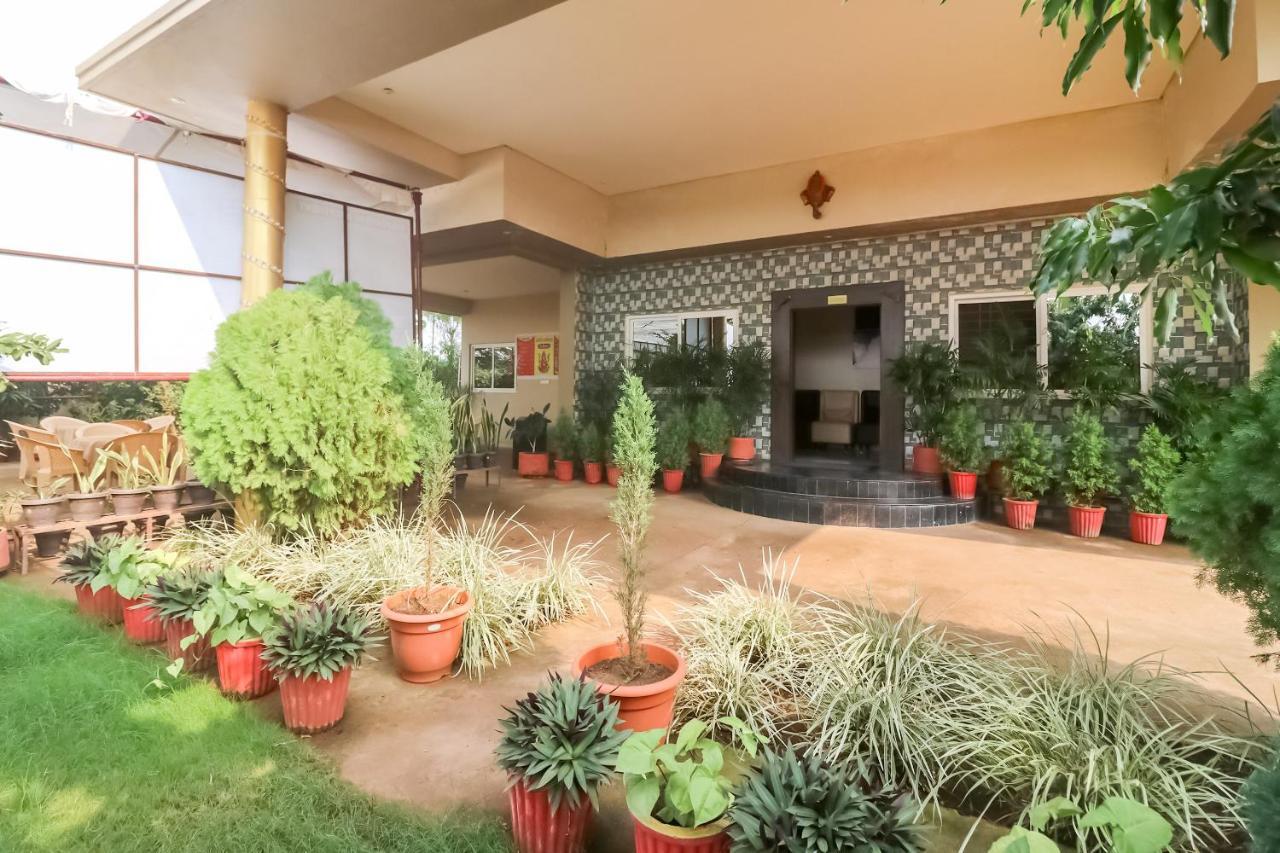 Spot On 64060 Shanti Vatika Durg Exterior photo